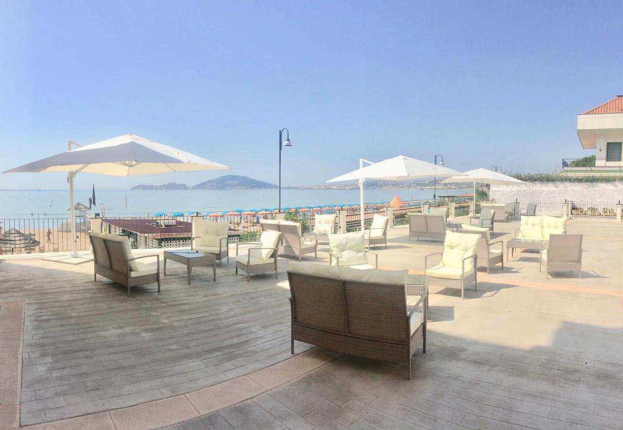 Klaton Beach Hotel Formia Exterior foto